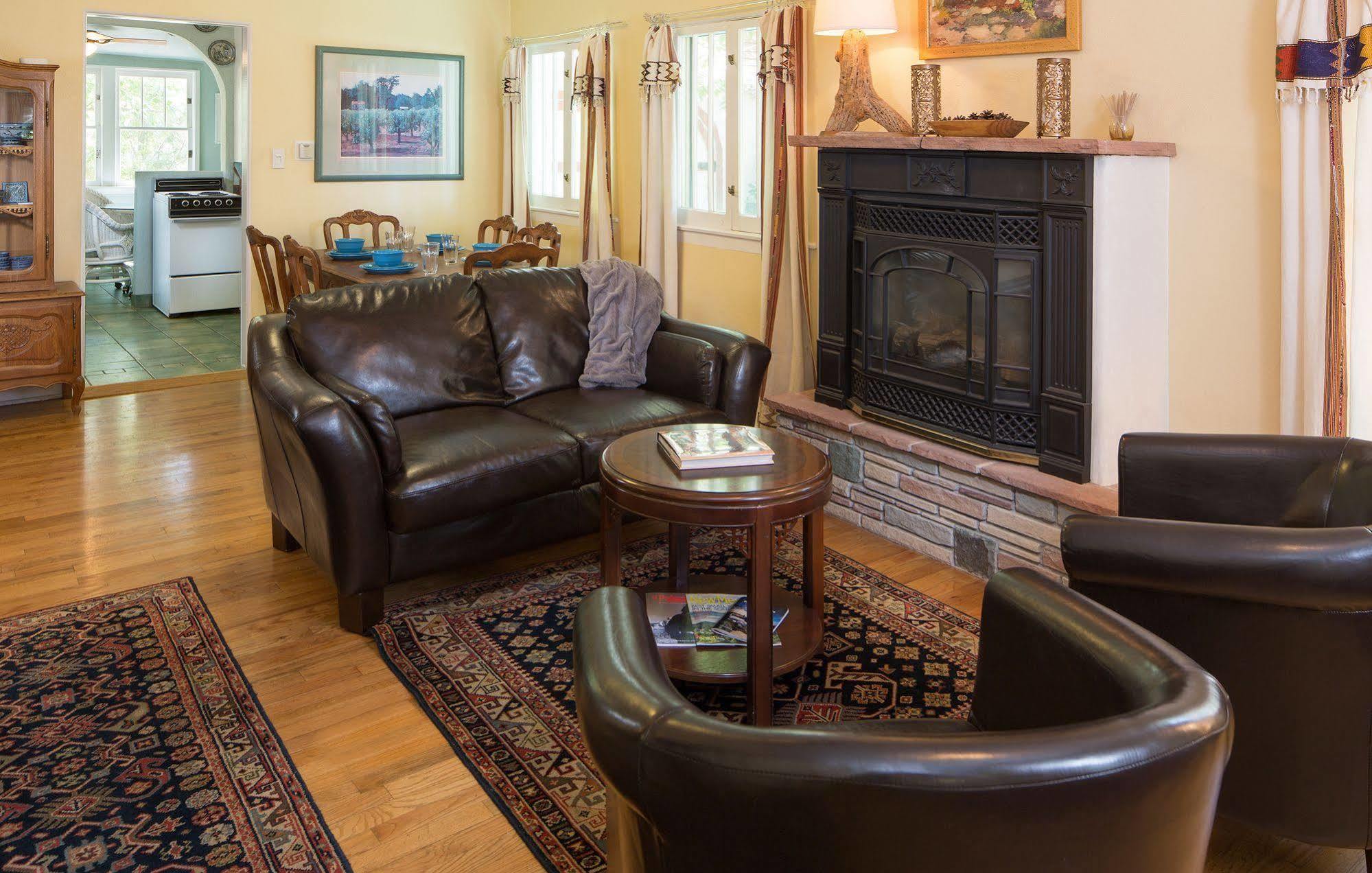 Casa Blanca Inn&Suites Farmington Bagian luar foto