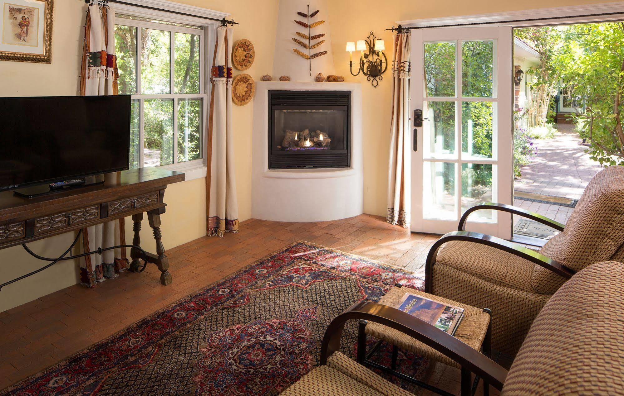 Casa Blanca Inn&Suites Farmington Bagian luar foto