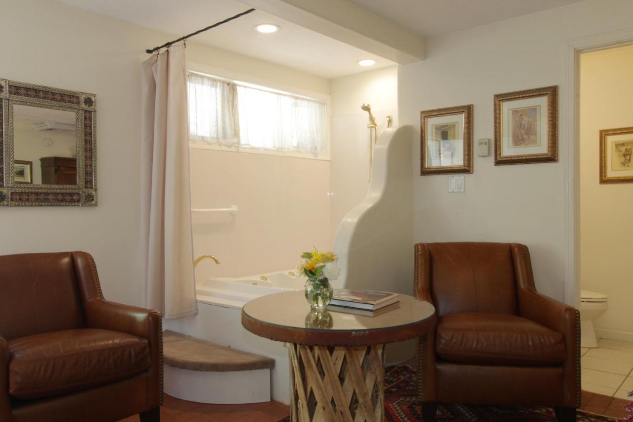 Casa Blanca Inn&Suites Farmington Bagian luar foto